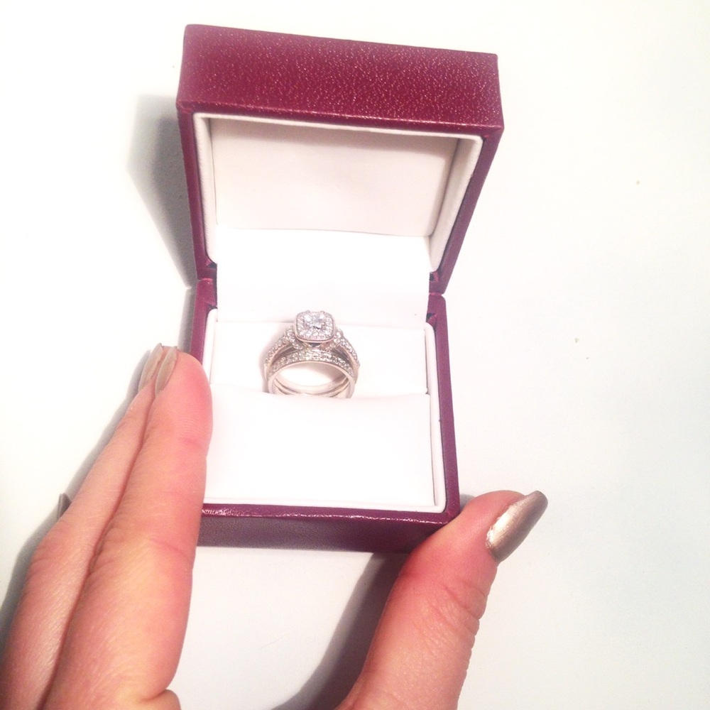 • the three-band engagement ring - Picture 5 of 7
